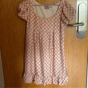 Adorable juicy couture dress! So flattering and fun!